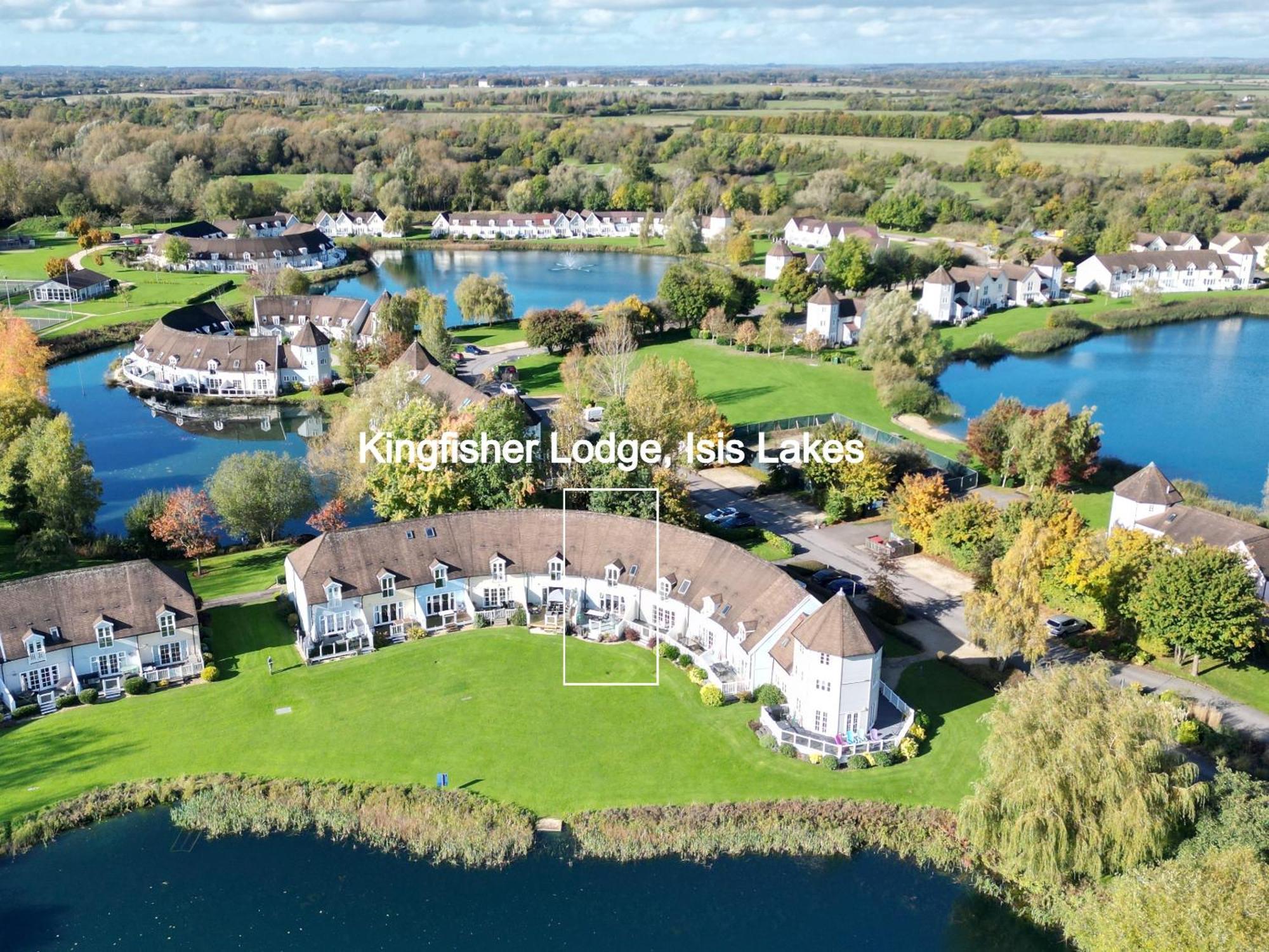 Luxury Kingfisher Lodge, Isis Lake, Within The Cotswold Waterpark Сайренстер Экстерьер фото